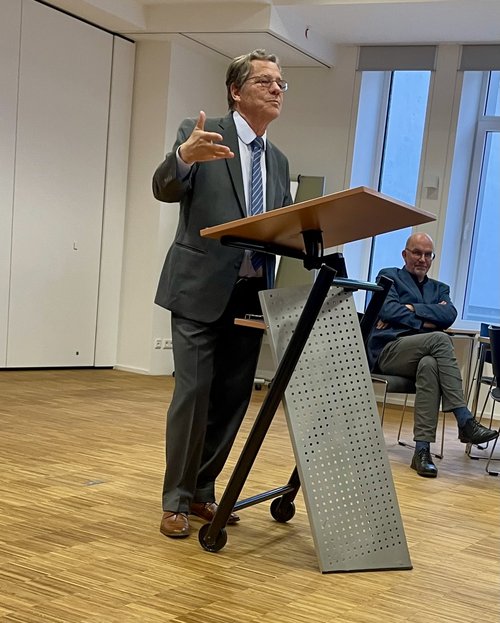 Dr. Markus Dröge